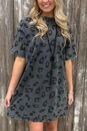 Women's Short Sleeve Leopard Print T-Shirt Dress with Pockets