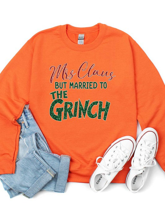 Unisex Fleece Sweatshirt - Mrs. Claus Meets the Grinch