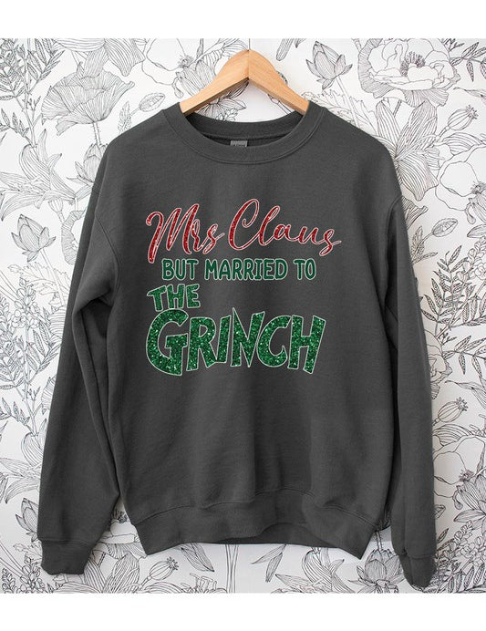 Unisex Fleece Sweatshirt - Mrs. Claus Meets the Grinch