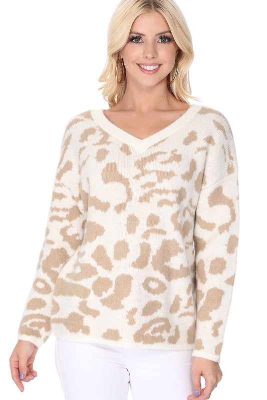 Women's Loose Fit Leopard Jacquard Pullover Sweater