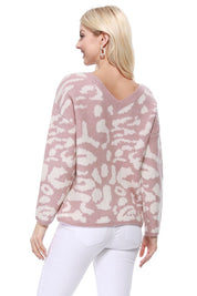 Women's Loose Fit Leopard Jacquard Pullover Sweater