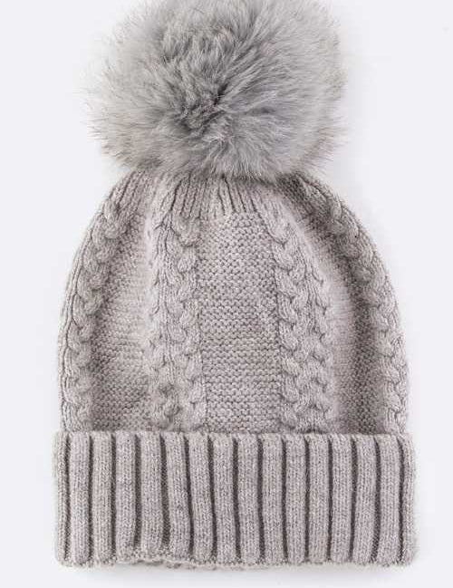 Women's Cashmere Beanie with Raccoon Fur PomPom