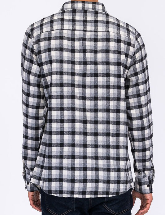 Men's Regular Fit Checker Plaid Flannel Long Sleeve Shirt