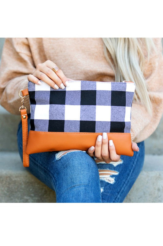 Women's Buffalo Plaid Clutch with Zipper Pocket