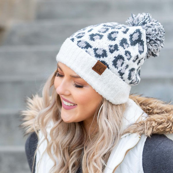 Women's Leopard Print Knitted Pom Beanie