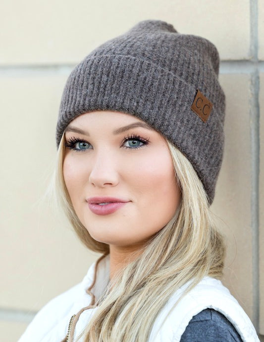 Women's Boyfriend Fit Luxury Fine Yarn Cuffed Beanie