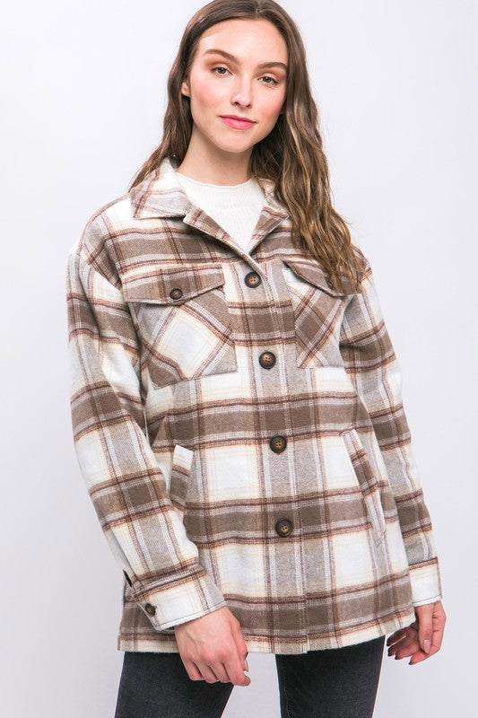 Women's Oversized Plaid Button-Up Jacket with Sherpa Lining