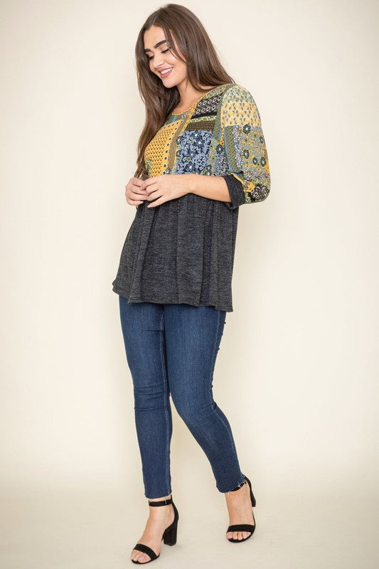 Women's Quilted Pattern Tunic - 3/4 Sleeve