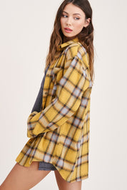 Women's Oversized Plaid Shirt with Front Pocket