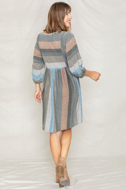 Mix Stripe Balloon Sleeve Midi Dress