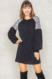 Women's Plus Size Paisley Shoulder Accent Tunic Dress