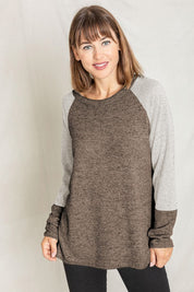 Women's Two Tone Solid Raglan Tunic