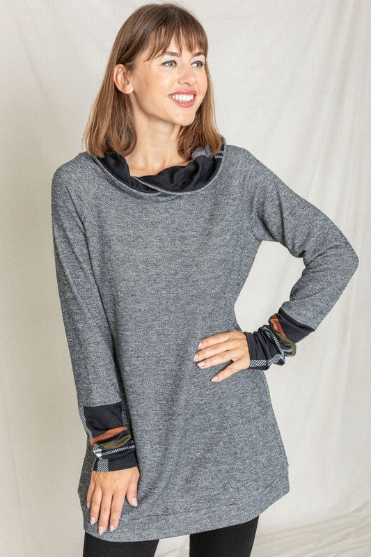 Women's Hooded Tunic with Plaid Trim