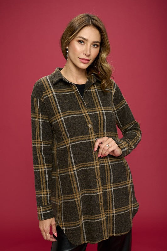 Women's Regular Fit Plaid Flannel Button-Up Top