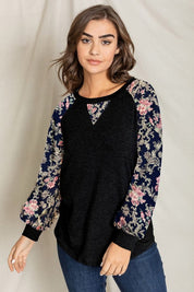 Women's V-Stich Floral Raglan Sleeve Top