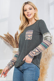 Women's Casual Textured Sweater with Front Pocket