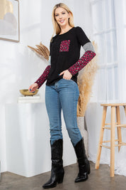 Women's Casual Textured Sweater with Front Pocket