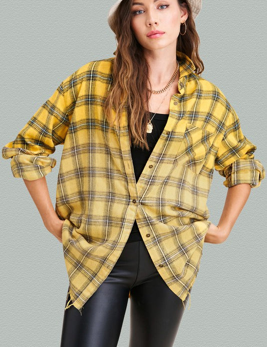 Women's Oversized Plaid Long Sleeve Button-Up Shirt