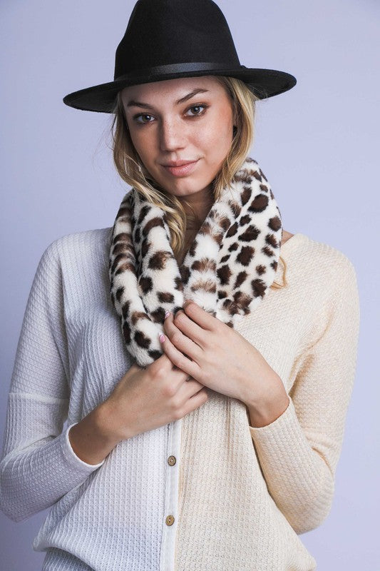 Women's Casual Faux Fur Leopard Print Scarf