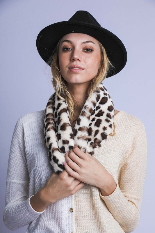 Women's Casual Faux Fur Leopard Print Scarf