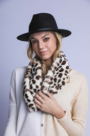 Women's Casual Faux Fur Leopard Print Scarf