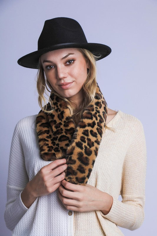 Women's Casual Faux Fur Leopard Print Scarf