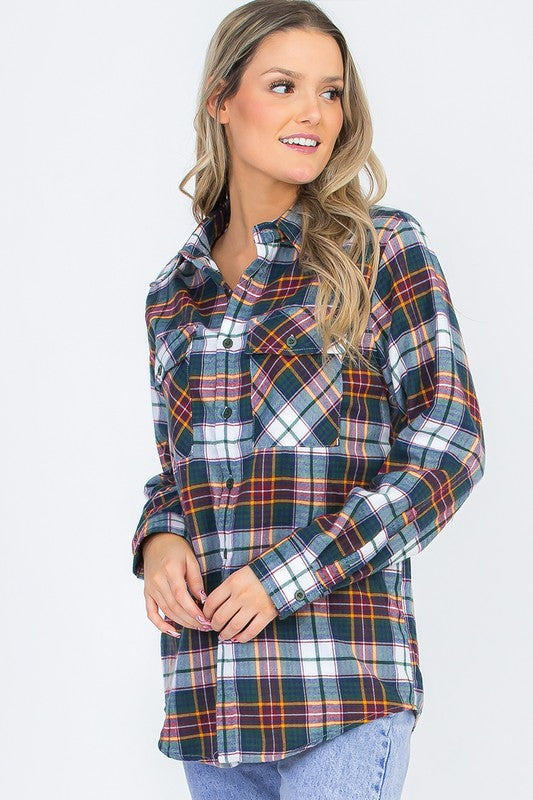 Women's Oversized Plaid Flannel Long Sleeve Shirt