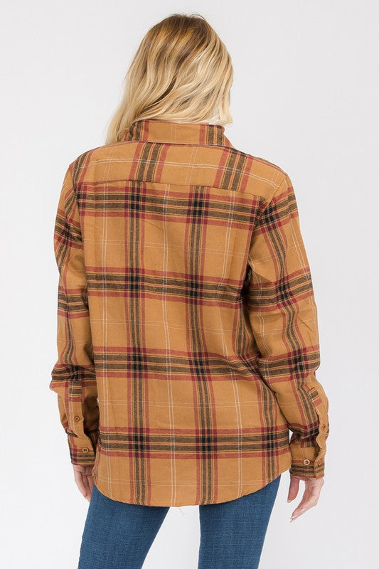 Women's Boyfriend Fit Checker Plaid Flannel Shirt