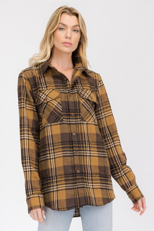 Women's Oversized Plaid Flannel Shirt with Dual Pockets