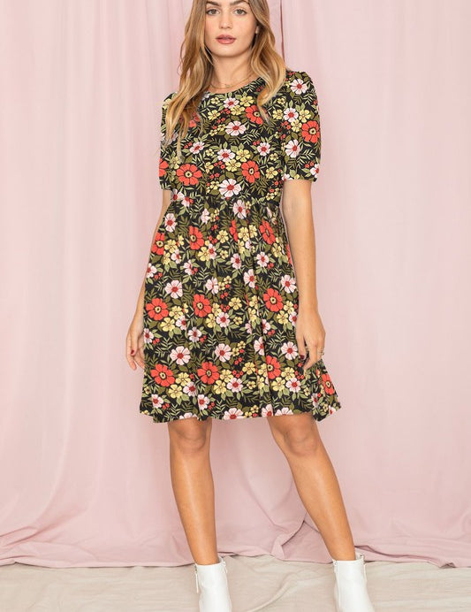 Gathered Sleeve Daisy Floral Midi Dress