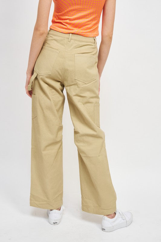 Women's High Rise Cargo Pants for Effortless Style