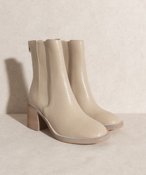 Women's Chelsea Heel Boots in Rustic Neutral Tones