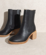 Women's Chelsea Heel Boots in Rustic Neutral Tones