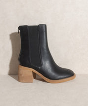 Women's Chelsea Heel Boots in Rustic Neutral Tones