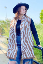 Women's Reversible Zebra Knit Scarf