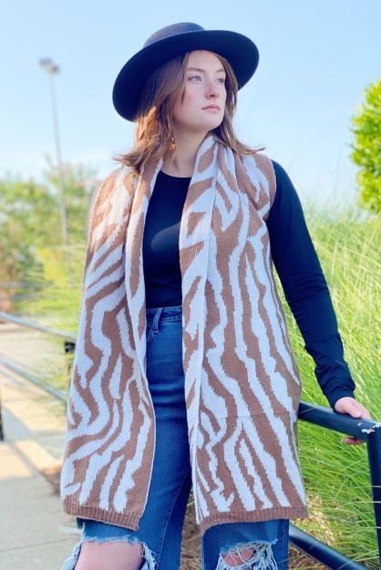 Women's Reversible Zebra Knit Scarf