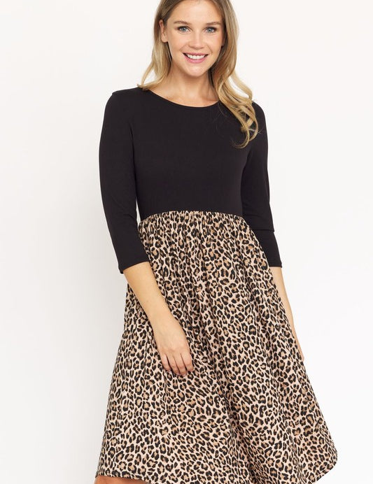 Women's Quarter Sleeve Leopard Print Midi Dress