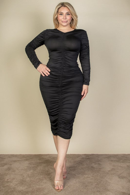 Women's Curvy Plus Ruched Long Sleeve Midi Dress