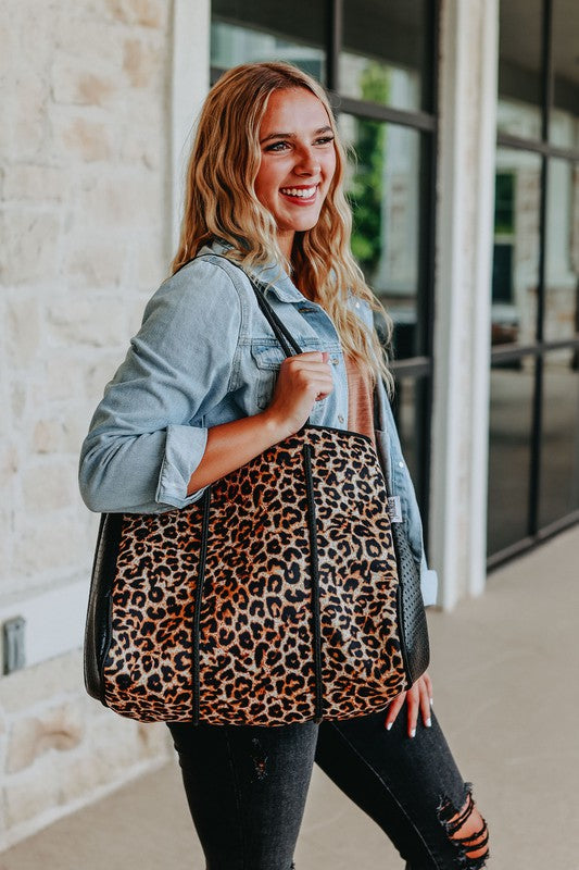 Women's Leopard Neoprene Tote Bag with Wristlet