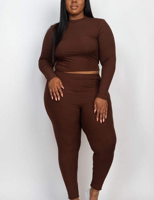 Women's Plus Fitted Ribbed Mock Neck Top and Leggings Set