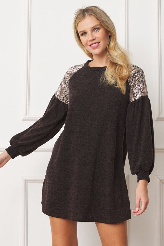 Women's Plus Size Paisley Shoulder Accent Tunic Dress