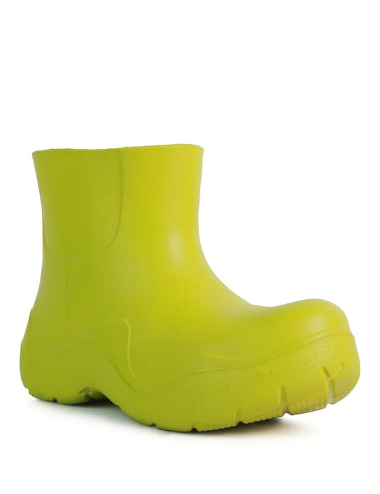 Two Tango Gummy Chelsea Rainboots