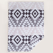 Unisex Aztec Print Cozy Microfiber Fleece Blanket