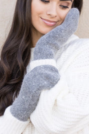 Women's Fuzzy Lined Acrylic Mittens