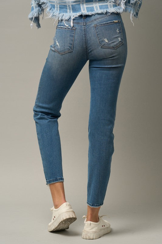 Women's Slim Fit Distressed Girlfriend Jeans