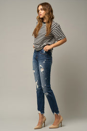 Women's Distressed Slim Fit Girlfriend Jeans