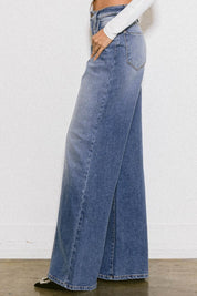 Women's High Rise Light Washed Wide Jeans