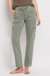 Women's Relaxed Fit High Rise Cargo Straight Jeans