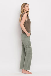 Women's Relaxed Fit High Rise Cargo Straight Jeans