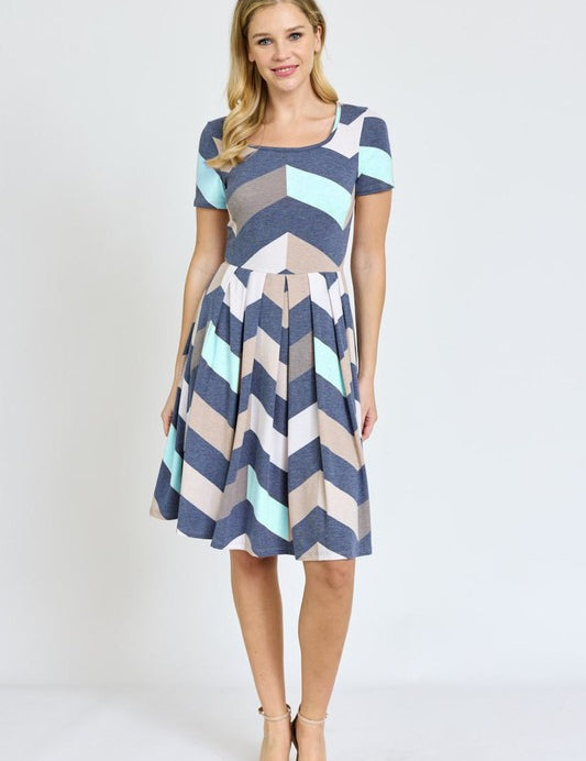 Women's Chevron Pleated Midi Dress